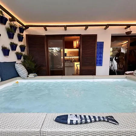 3bed Apartment- Garden Private Pool Free Parking 阿尔布费拉